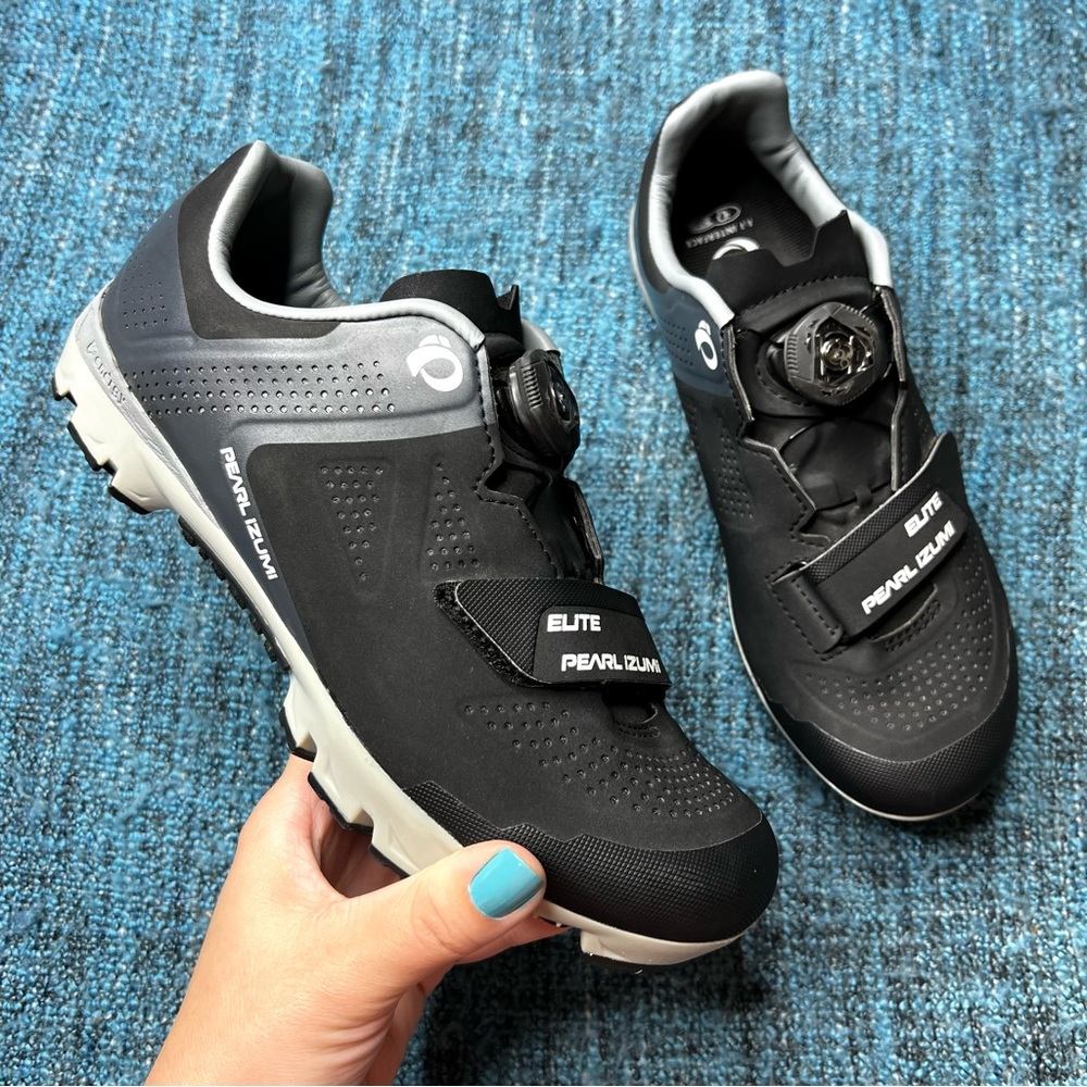 Pearl Izumi X-Project Elite Boa Cycling Shoes in Black Monument Grey